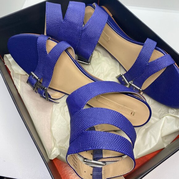 size 8.5 BCBGMaxazria leather blue reptile ankle strap‎ lizard strappy buckles - Picture 10 of 12